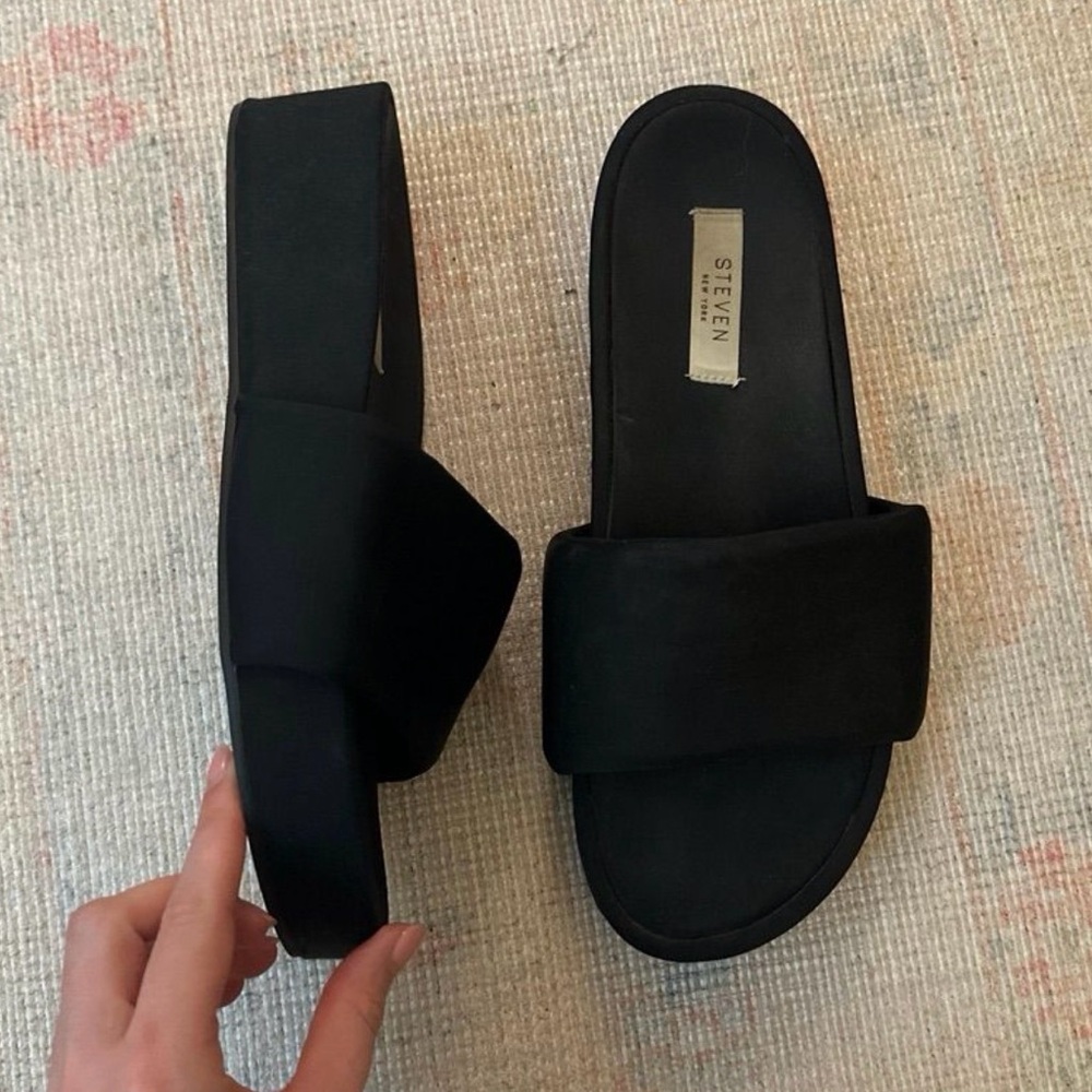 Steve Madden Robyn Platform Sandal